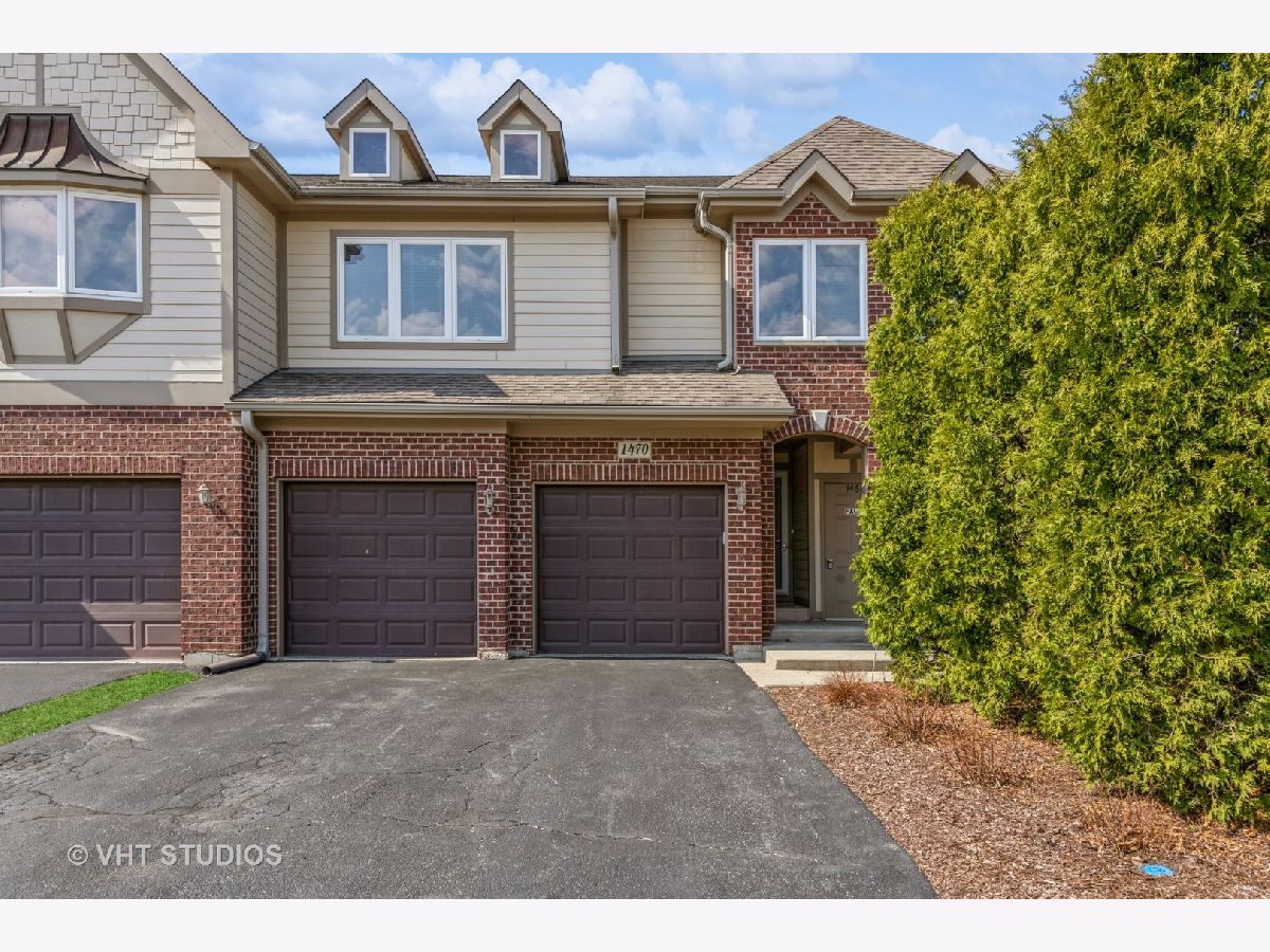 Townhomes Sold Hickory Woods Mundelein Illinois, 1470 Pauline