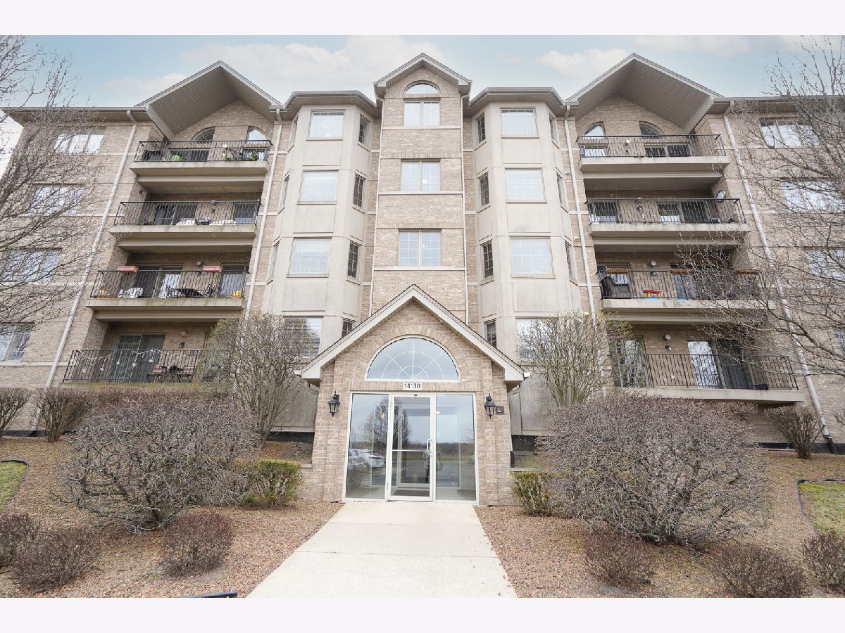 Homes & Condominiums Sold Goodings Grove Unit 4 Homer Glen Illinois, 14130 Sheffield