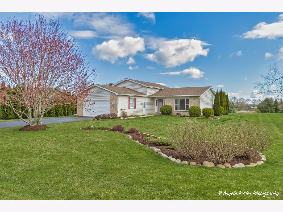 Homes Sold Deerpath Wonder Lake Illinois, 3840 Crabapple