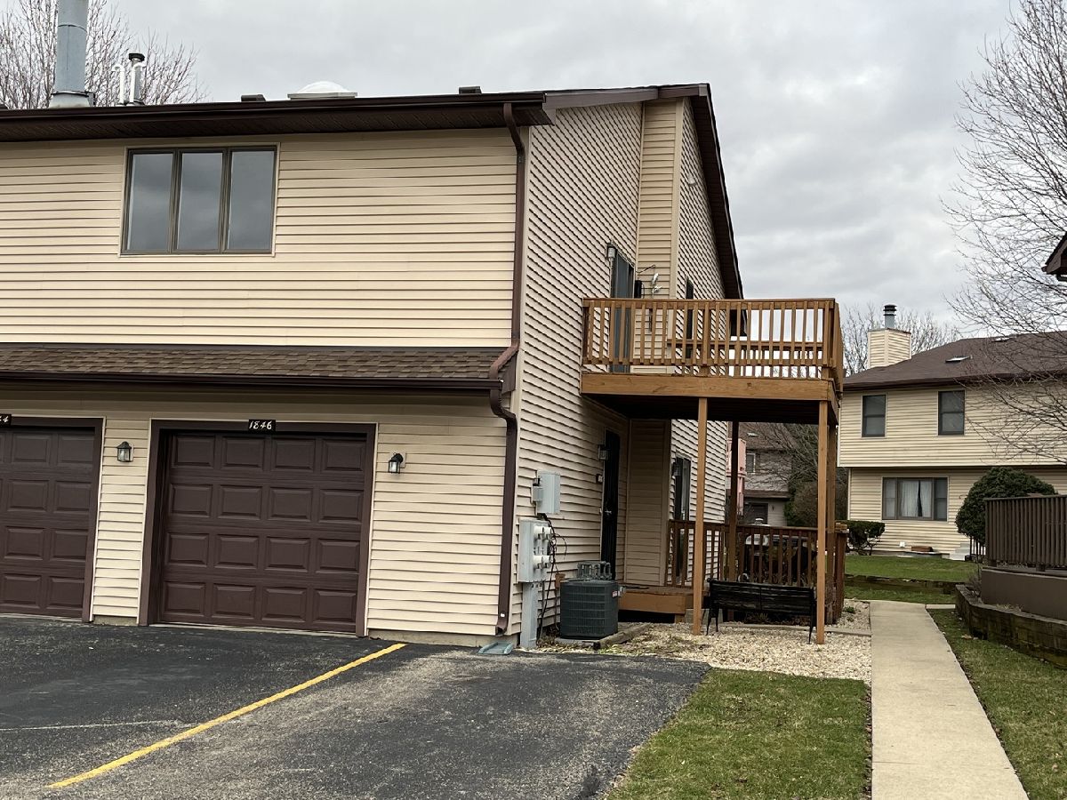 Condos & Townhomes & Homes Sold Woodgate Sycamore Illinois, 1846 Kerrybrook