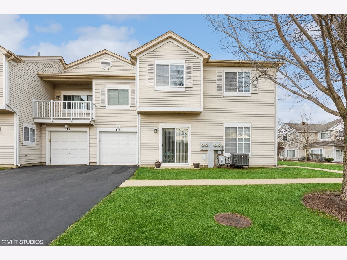 Townhomes & Condos Sold Heather Glen Aurora Illinois, 115 Heather Glen