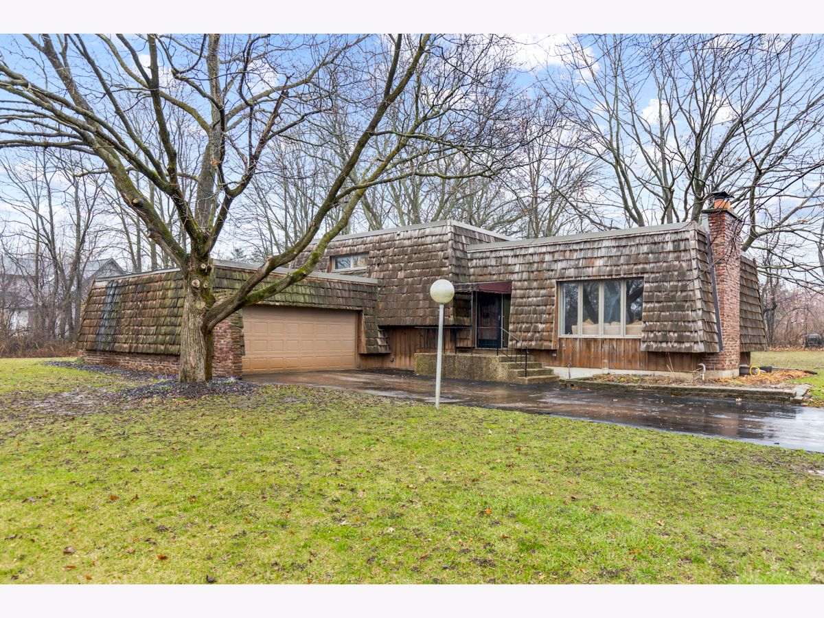 Homes Sold La Fox Woods Campton Hills Illinois, 40W976 Bridle Creek
