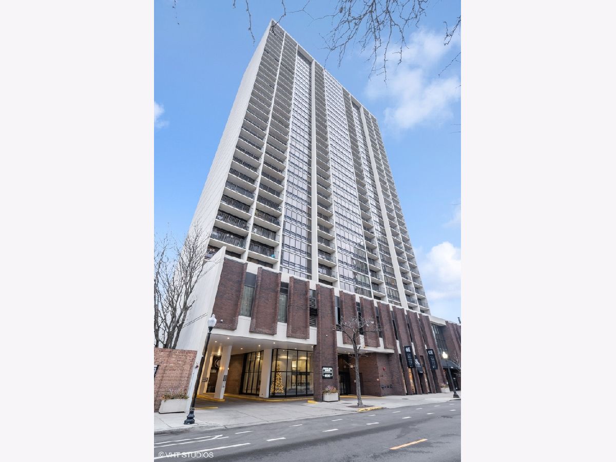 Condominiums Sold Americana Towers Chicago Illinois, 1636 Wells