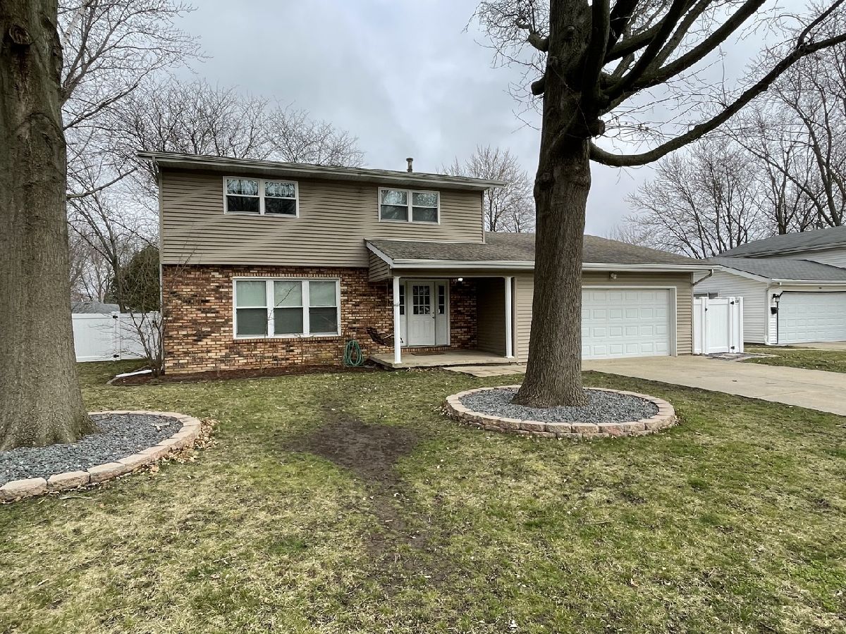 Homes Sold Belle Aire Bourbonnais Illinois, 210 Karen