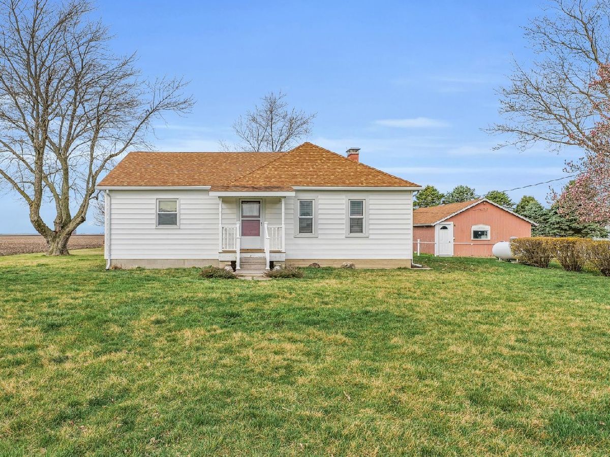 Sold Ivesdale Illinois, 623 County Road 100 E