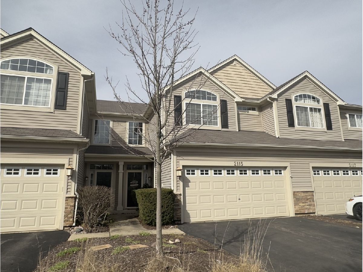 Homes & Townhomes Sold Blackberry Crossing West Montgomery Illinois, 2115 Gallant Fox