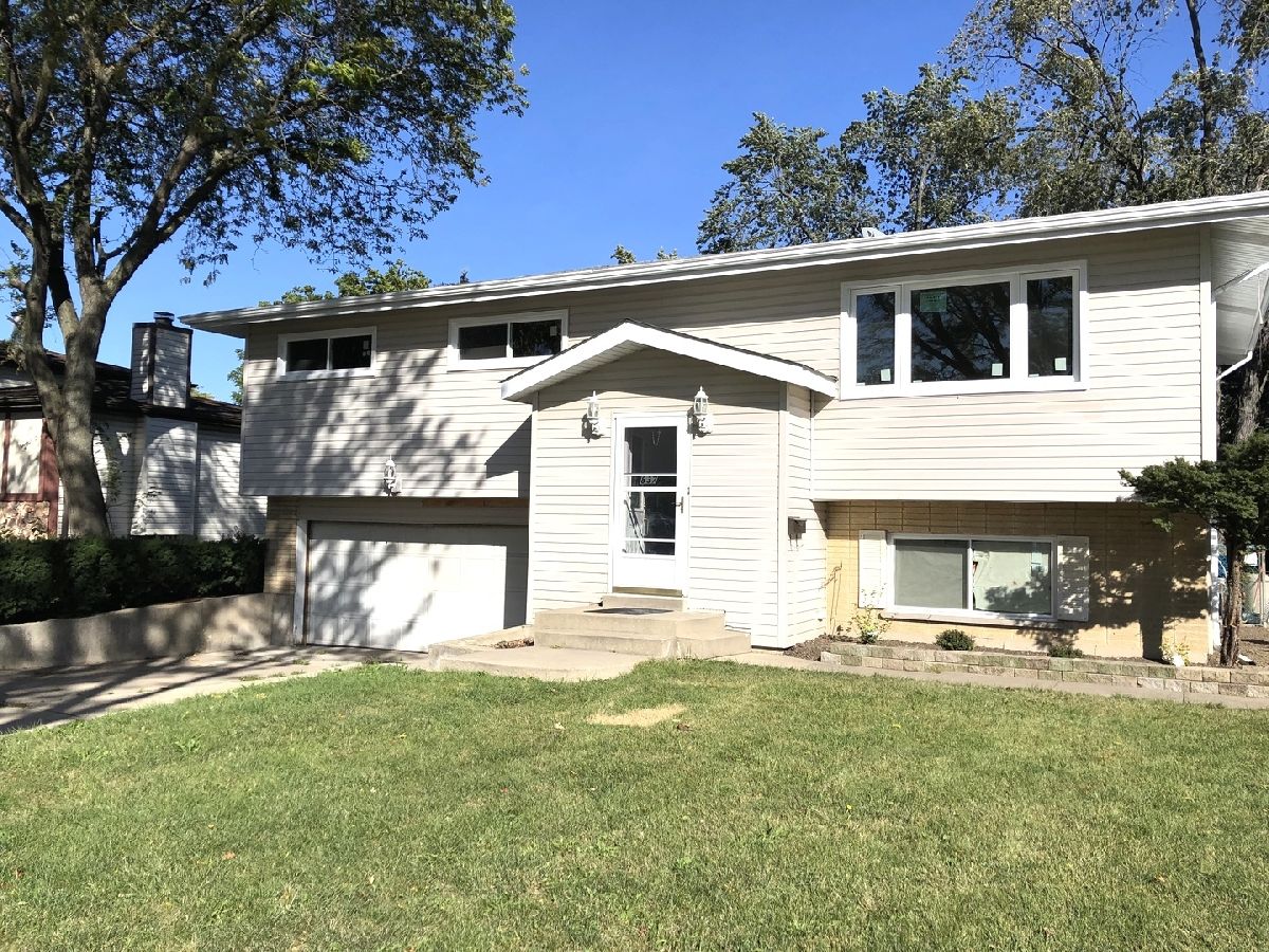 Homes Rented Glen Eden Addison Illinois, 837 Iowa