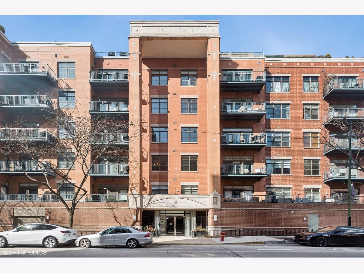 Condos & Townhomes Sold Fulton Station Chicago Illinois, 550 Fulton