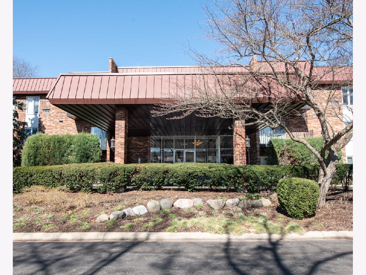 Homes & Condos & Townhomes Rented Cress Creek Naperville Illinois, 1049 Ogden