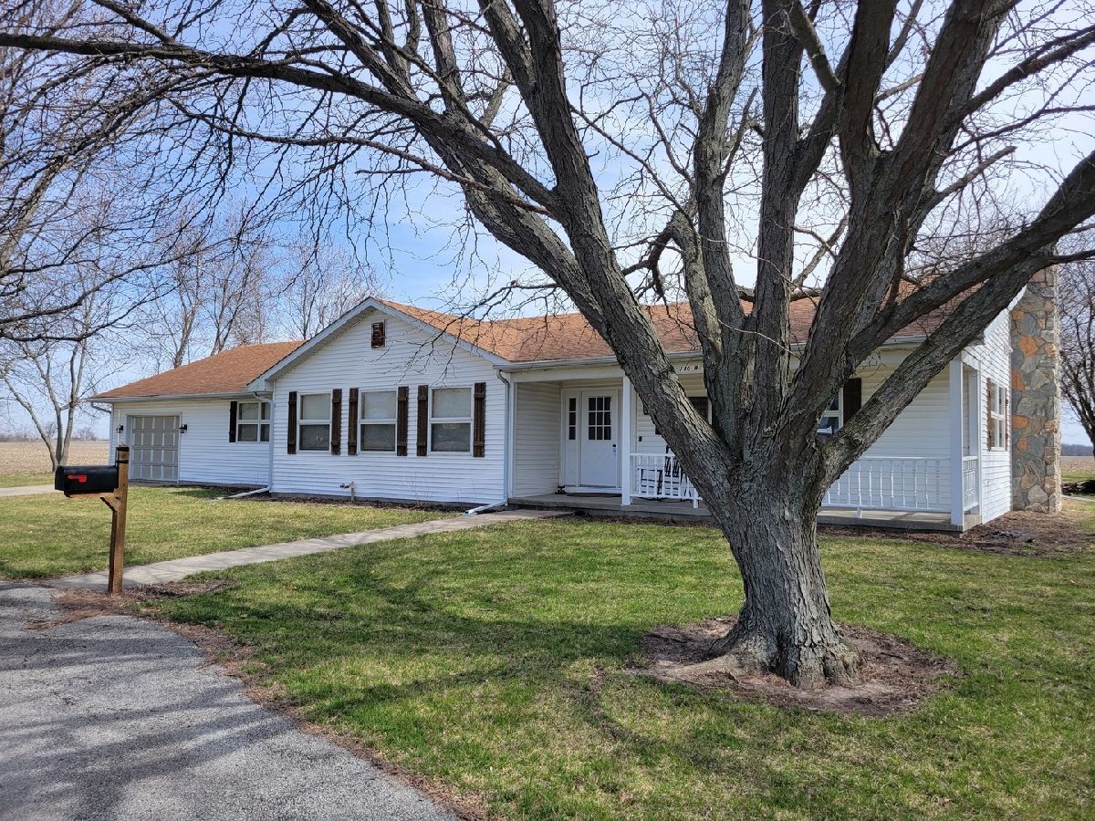  Sold Dewitt Illinois, 140 Walnut
