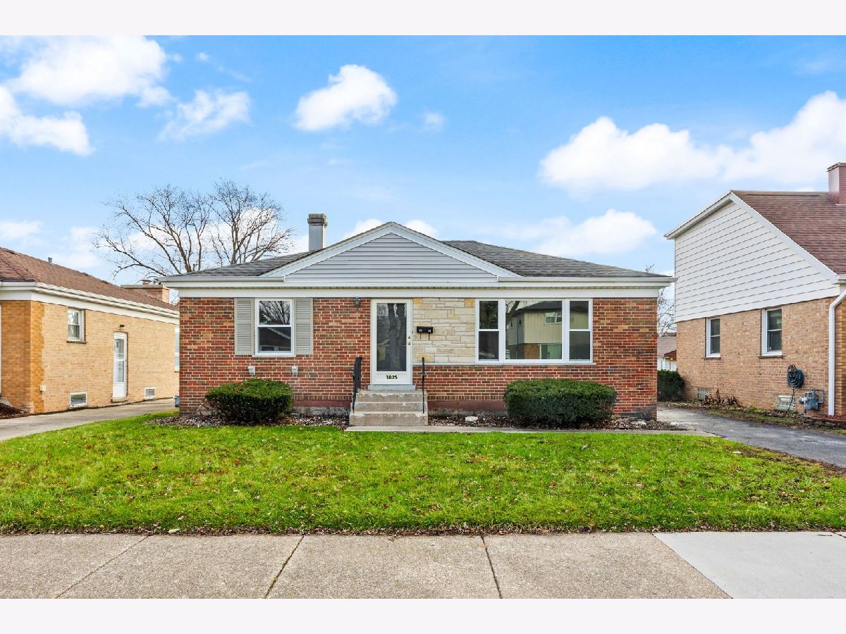 Homes Sold Nixon Westchester Illinois, 1825 Mayfair