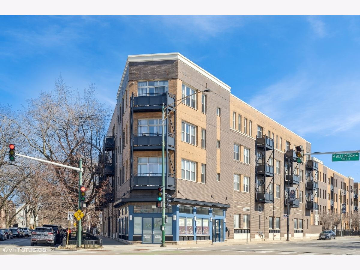 Condominiums Sold Welbourn Row Chicago Illinois, 2143 Wellington
