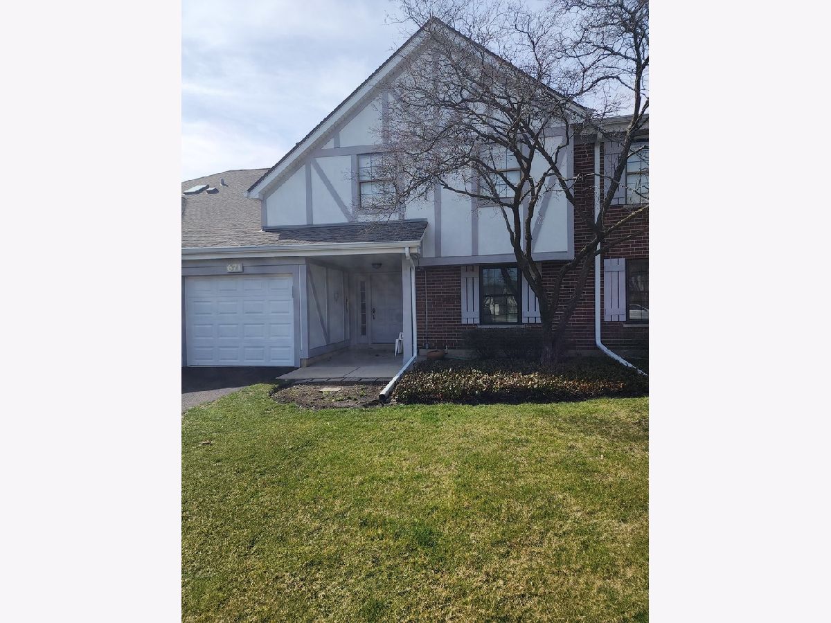 Condos & Townhomes Sold Elizabeth Park Wood Dale Illinois, 669 Catherine