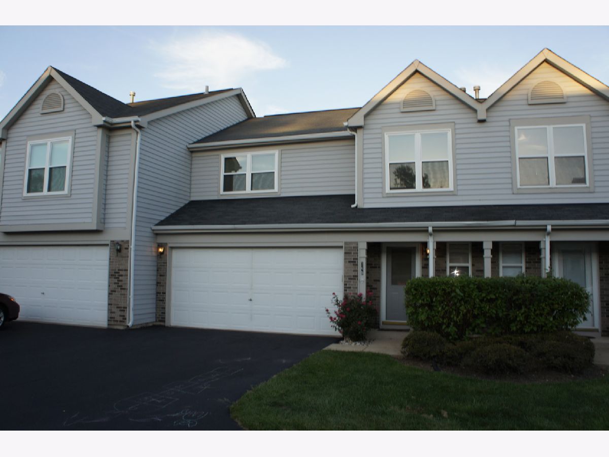 Townhomes & Condos Rented Whispering Oaks Palatine Illinois, 749 Whispering Oaks