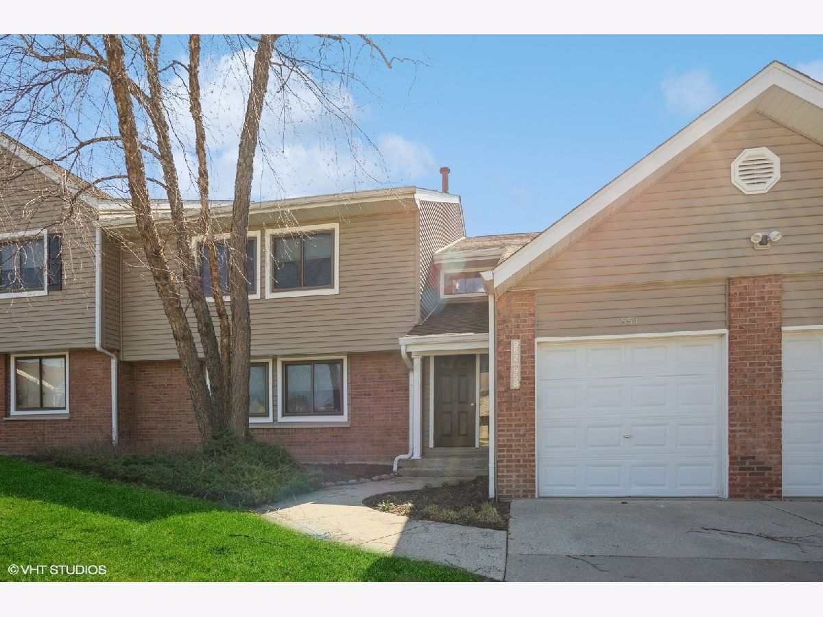 Townhomes & Condos Sold Hidden Lake Village Buffalo Grove Illinois, 954 Harvest
