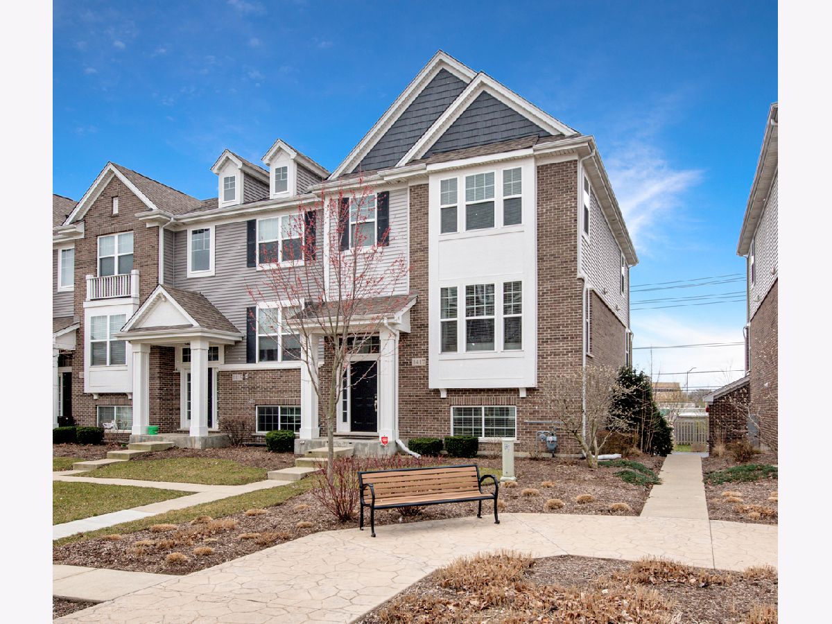 Townhomes Sold Bauer Place Naperville Illinois, 1417 Charles