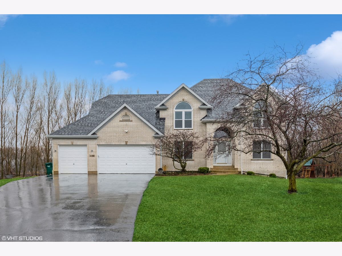 Homes Sold Harmony Trails Estates Huntley Illinois, 11839 Condor