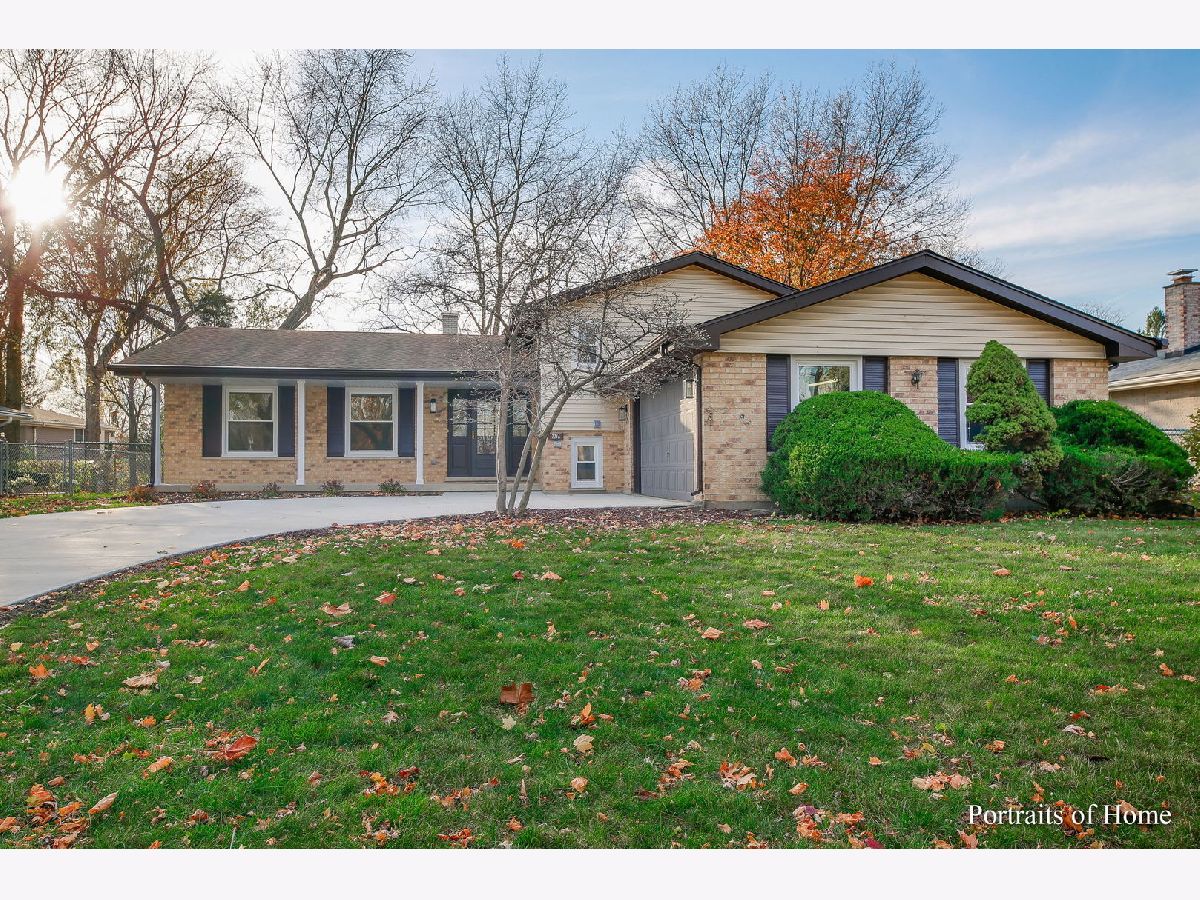 Homes Sold Knottingham Downers Grove Illinois, 7716 Knottingham