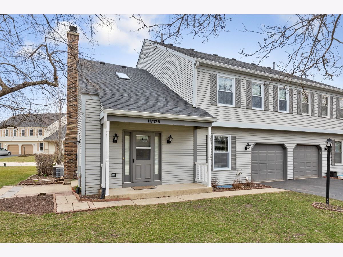 Townhomes & Condos & Homes Rented Woodcreek Huntley Illinois, 11717 Davey