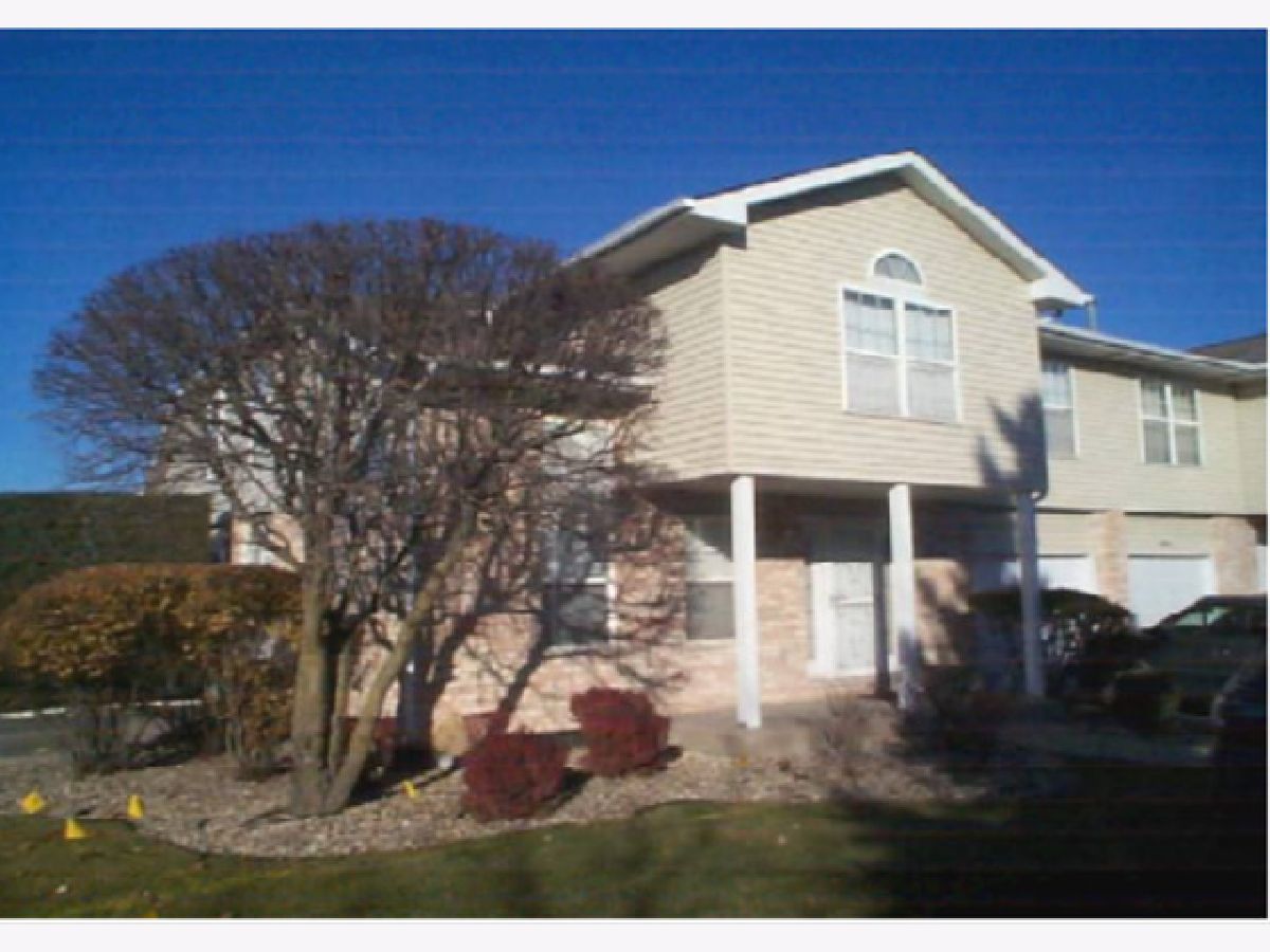 Homes & Condos & Townhomes Sold Fawn Ridge Country Club Hills Illinois