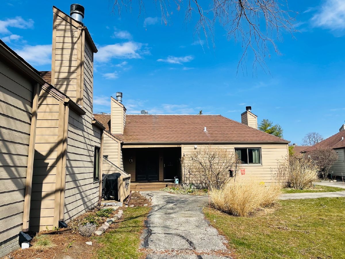 Condos & Townhomes Sold Strawberry Condos North Chicago Illinois, 3333 Beacon