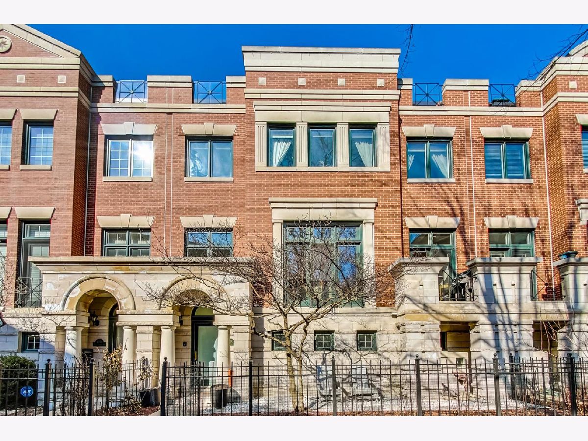 Townhomes Sold The Pointe Chicago Illinois, 425 Dickens