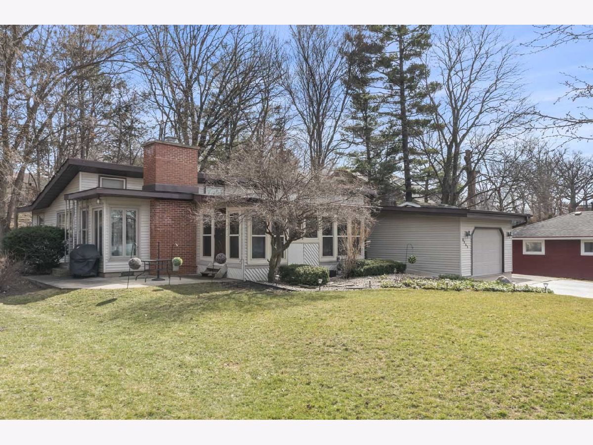  Sold Genoa City Wisconsin, 8965 Lake Park