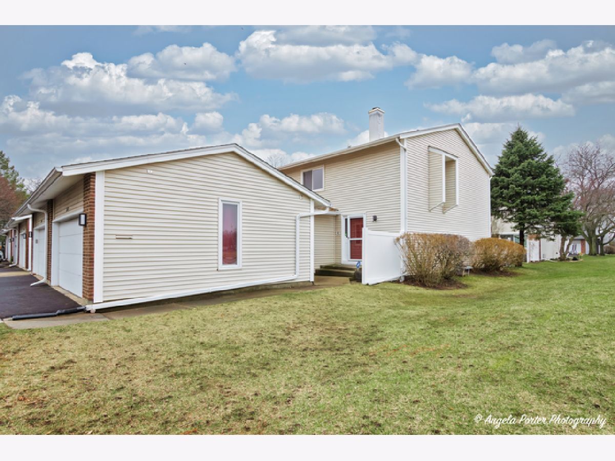 Townhomes & Condos Sold Winston Park North Deerfield Illinois, 450 Skylark