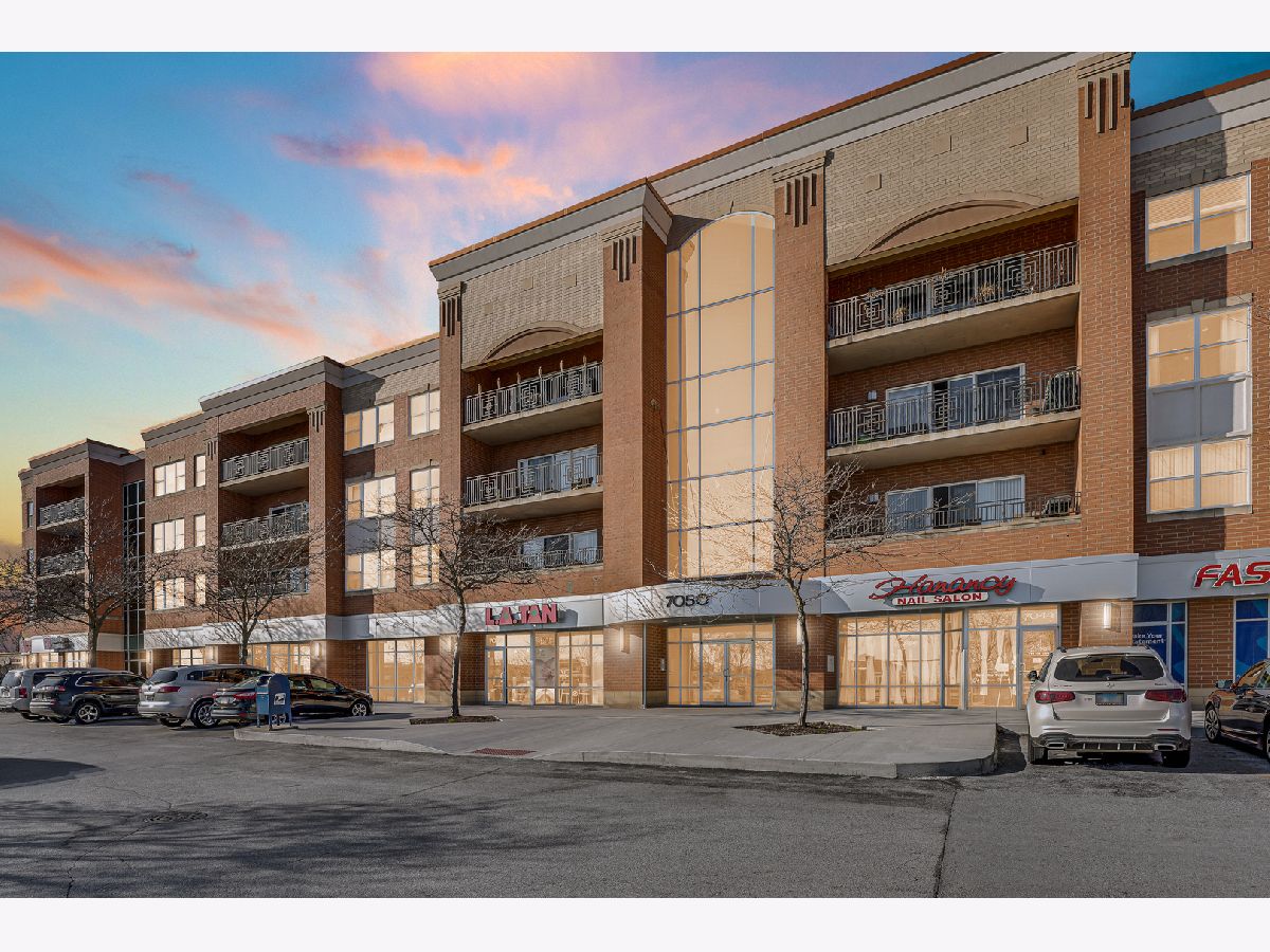 Condominiums Sold Tinley Pointe Centre Tinley Park Illinois, 7050 183rd