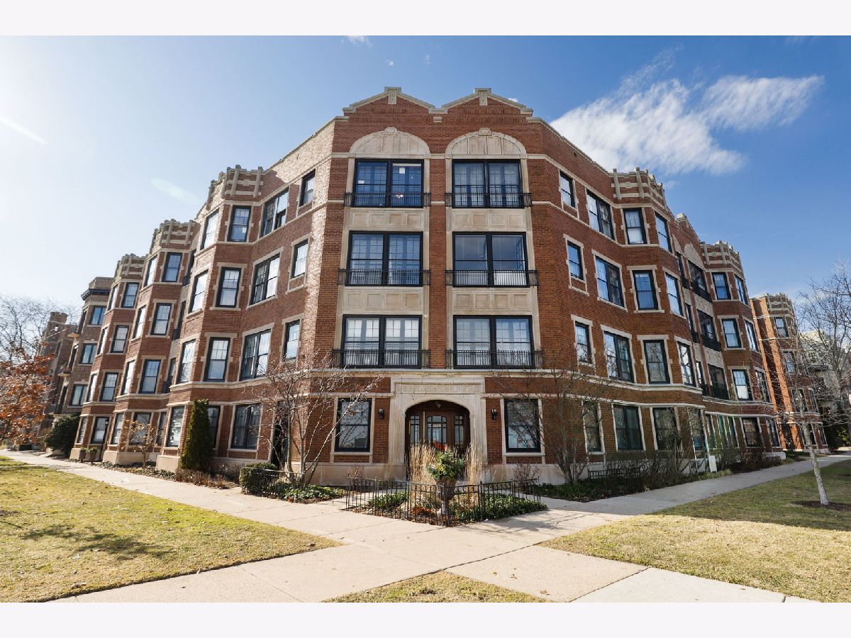 Condominiums Sold Sheridan Square Evanston Illinois, 626 Sheridan