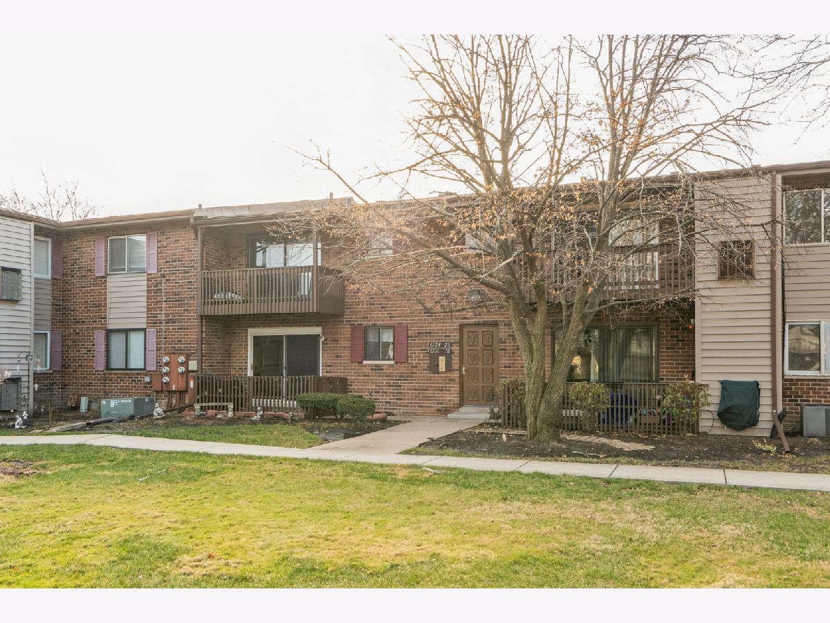 Condominiums Sold Oak Village Tinley Park Illinois, 6726 181st