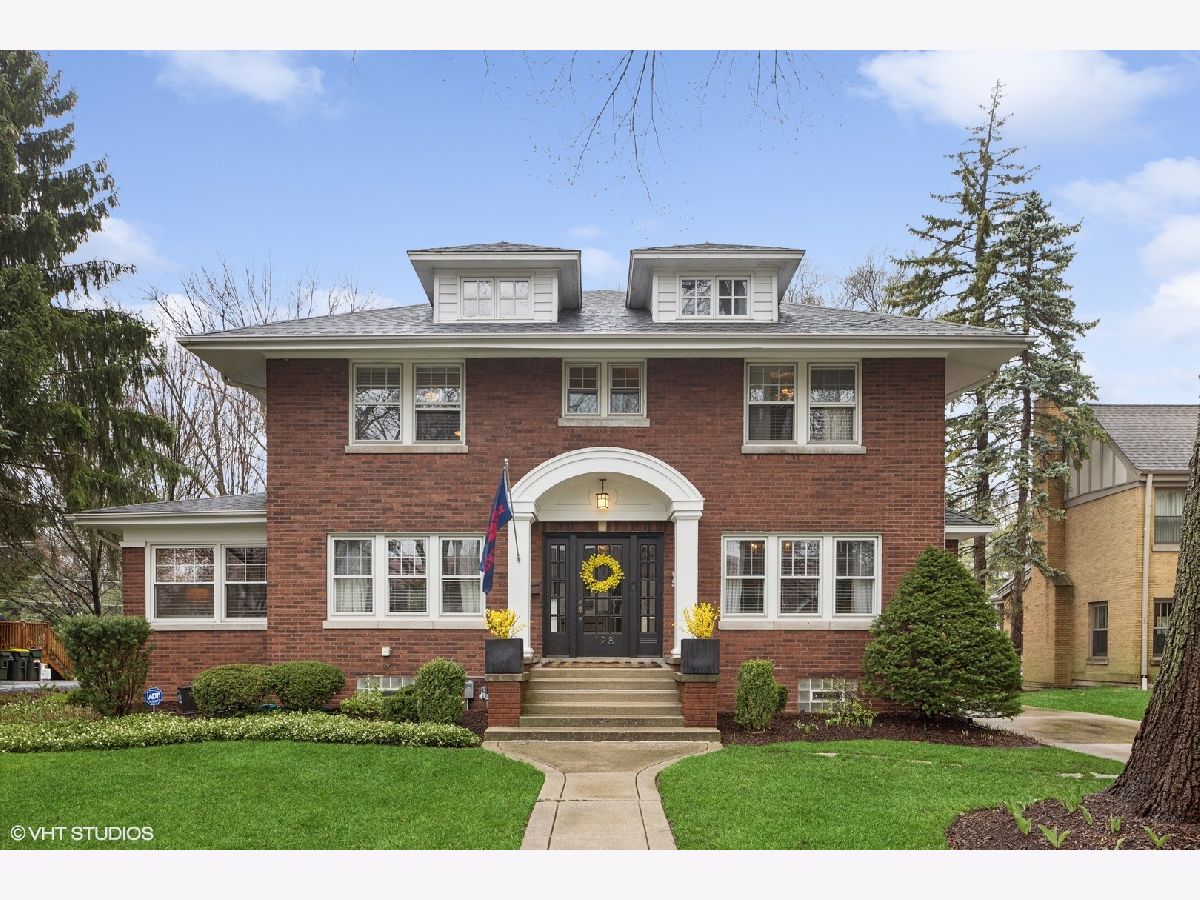 Homes Sold Gold Coast La Grange Illinois, 128 Blackstone