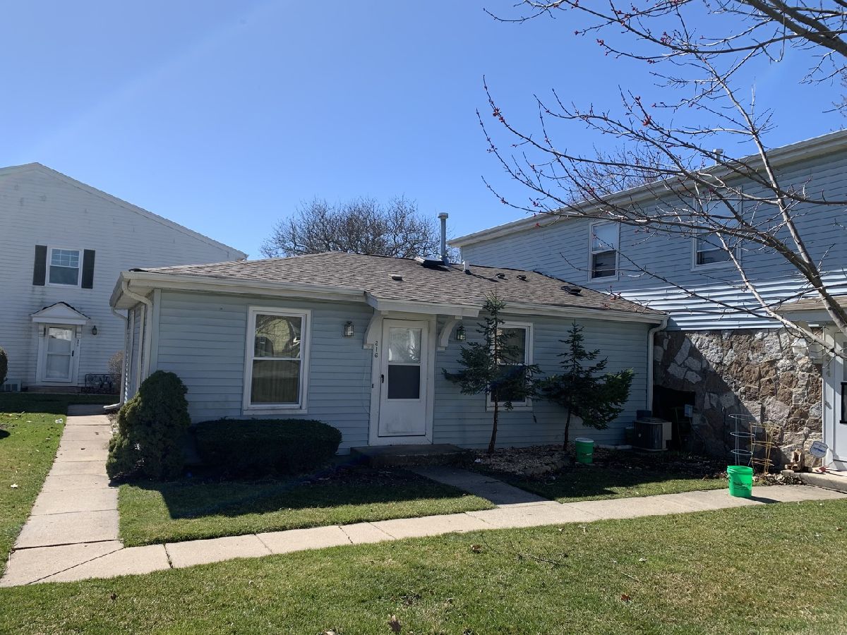 Townhomes & Condos & Homes Rented Plymouth Farms Vernon Hills Illinois, 316 Creekside
