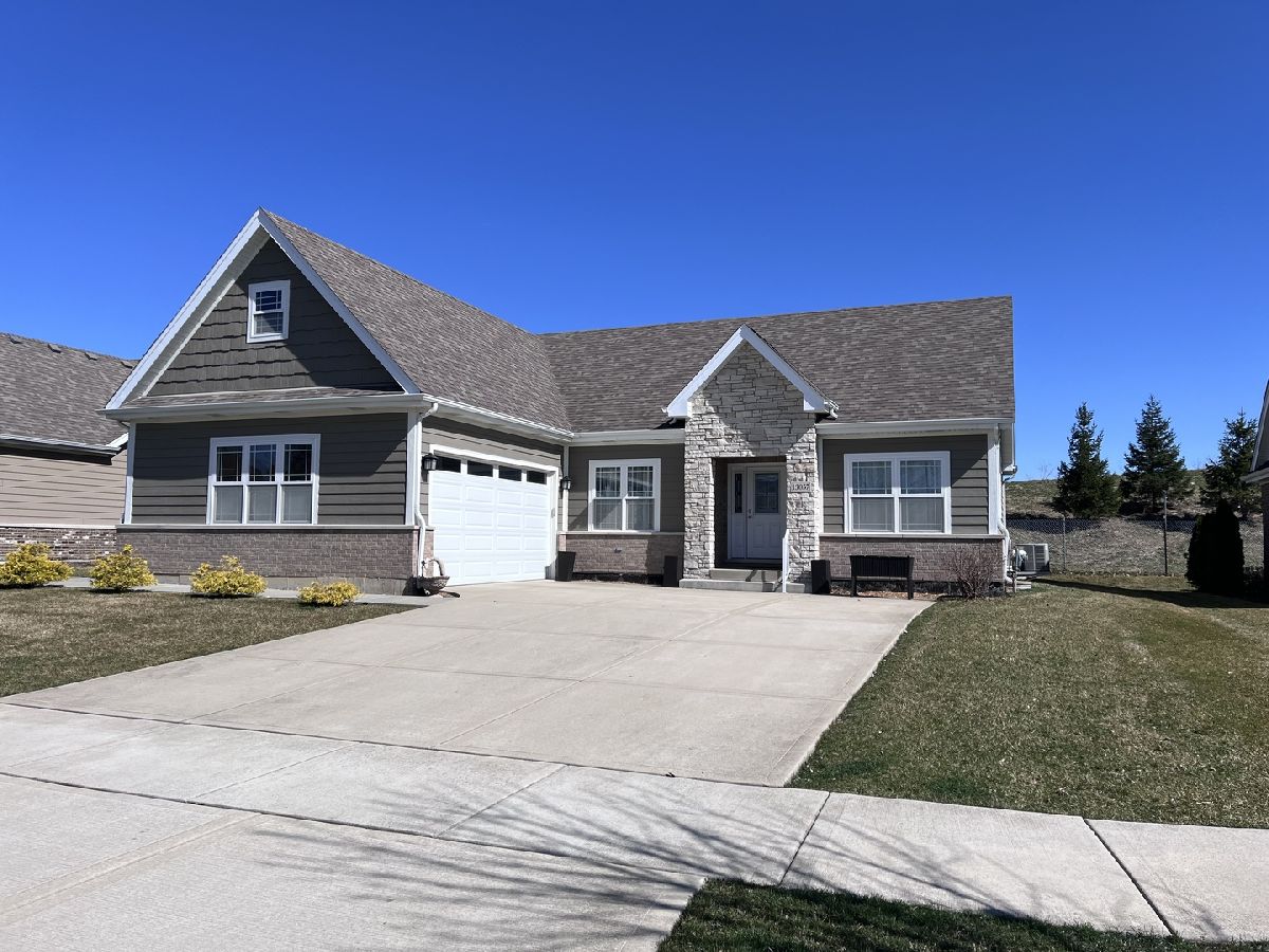 Homes Sold Birch Path Lemont Illinois, 13057 Birch Path