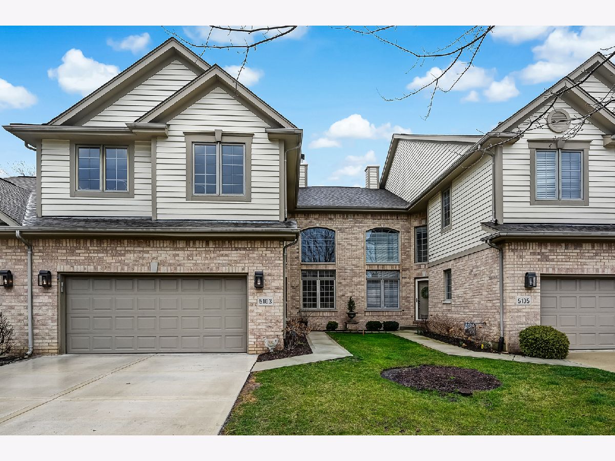 Townhomes & Homes Sold Commonwealth Western Springs Illinois, 5103 Commonwealth