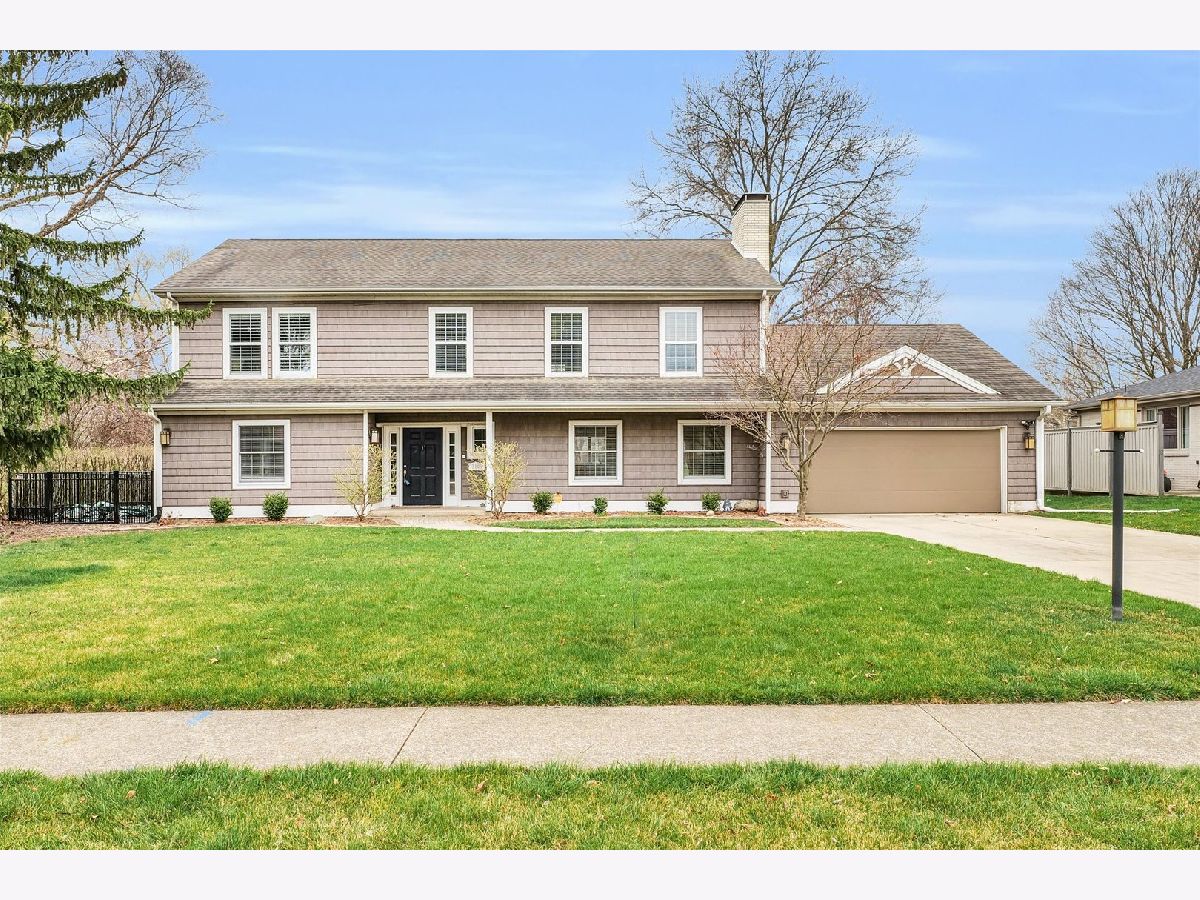 Homes & Condominiums Sold Lincolnshire Fields Champaign Illinois, 3101 Stoneybrook