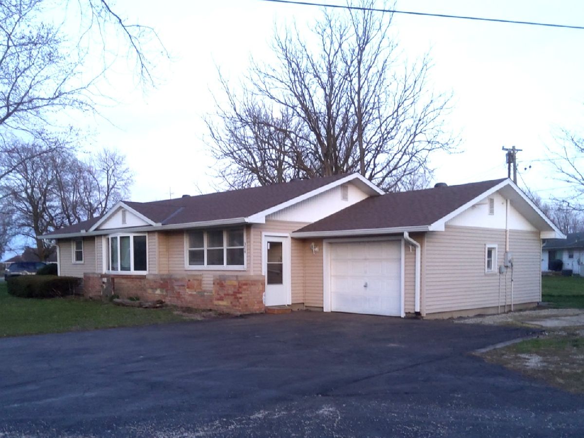  Sold Piper City Illinois, 304 Beech