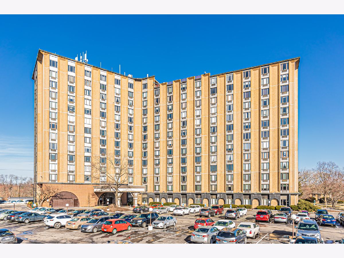 Condominiums Sold Renaissance Place Palatine Illinois, 1 Renaissance