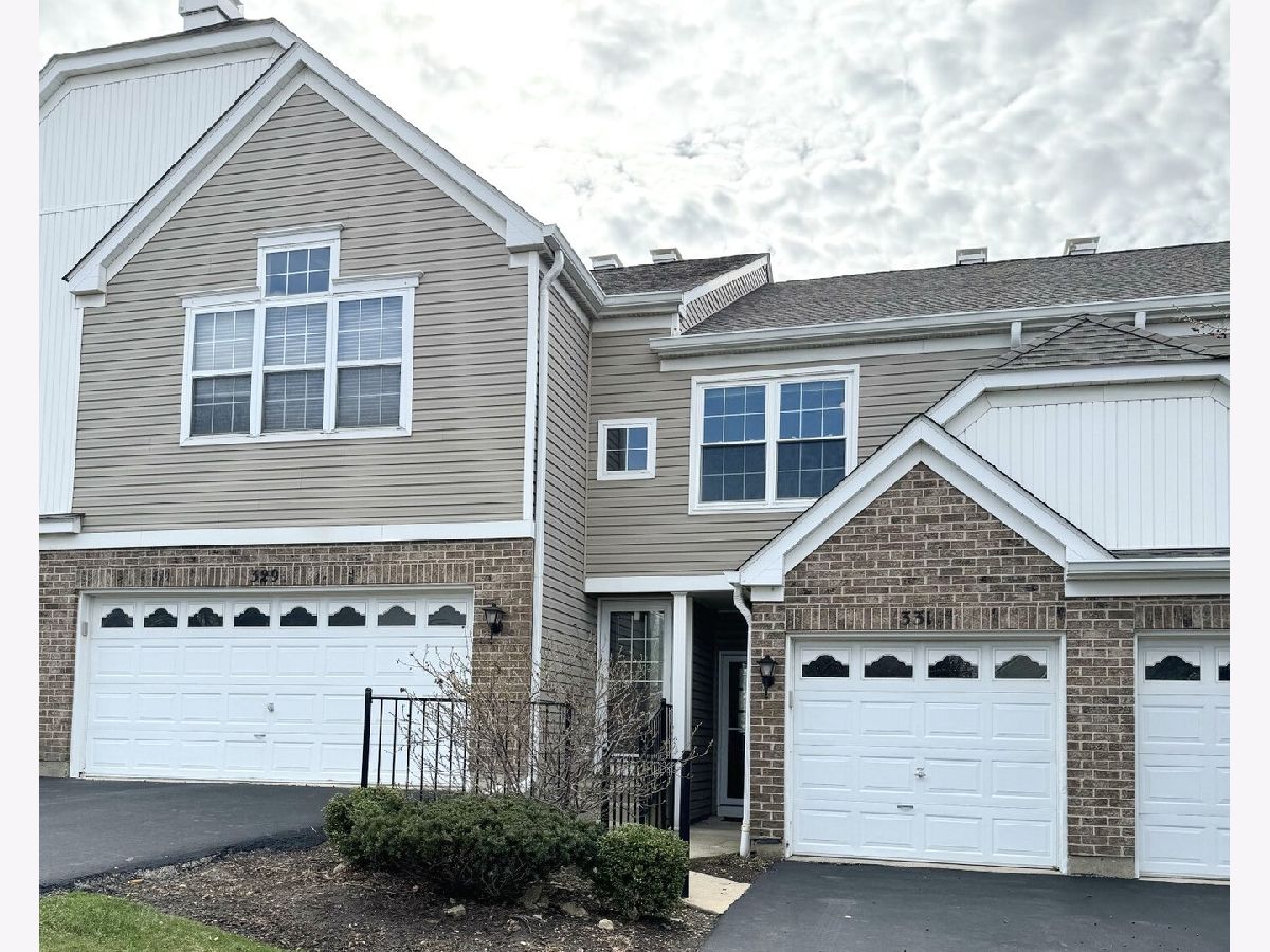 Townhomes & Condos Sold Arboretum Park Lombard Illinois, 331 Gazebo