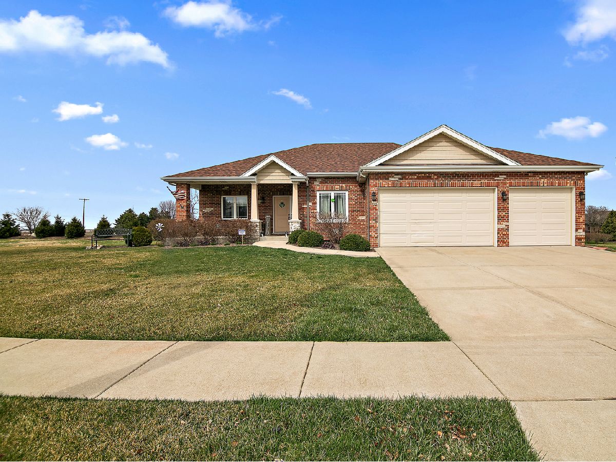 Homes Sold Ashburton Estates Peotone Illinois, 617 Corning