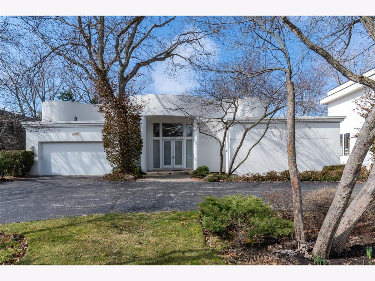 Homes Sold Burr Oaks Highland Park Illinois, 1020 Chaucer