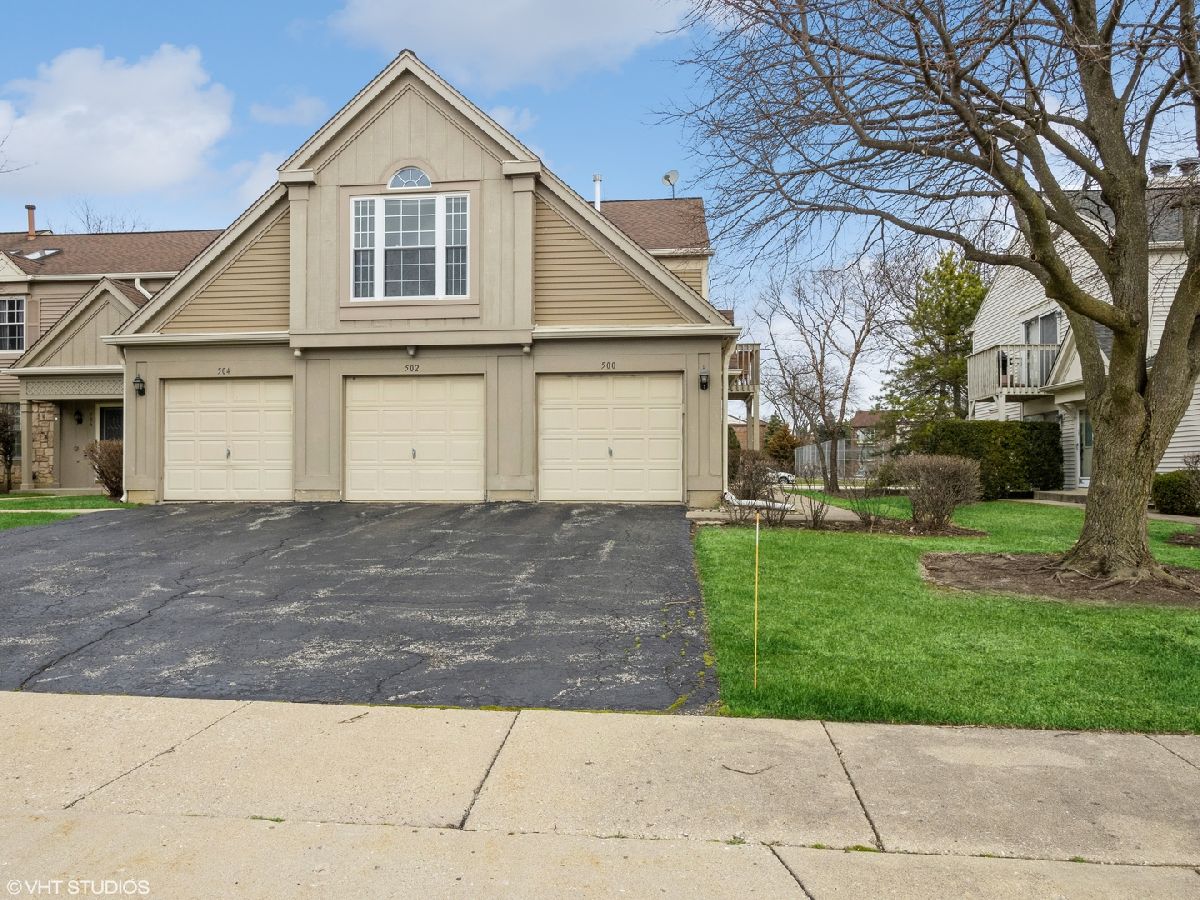 Townhomes & Condos & Homes Sold Polo Run Wheeling Illinois, 500 Bridle