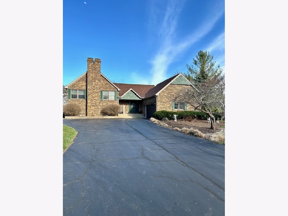 Homes Sold Andover Acres Huntley Illinois, 6414 Suttondale