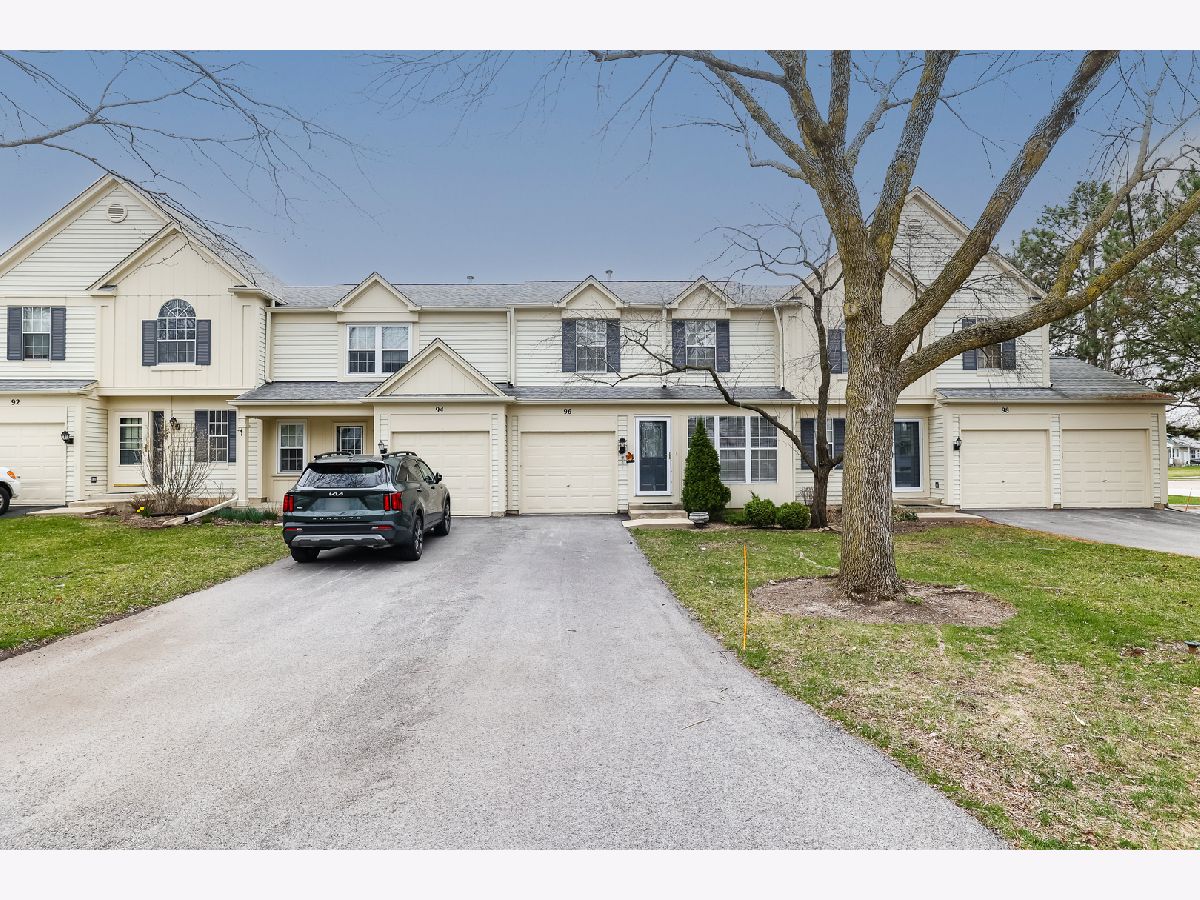 Townhomes & Condos & Homes Sold Diamond Bay Aurora Illinois, 96 Saint Croix