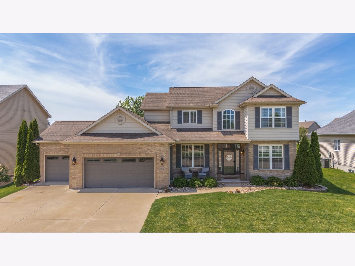 Homes & Condos & Townhomes Sold Vineyards Normal Illinois, 3551 Napa