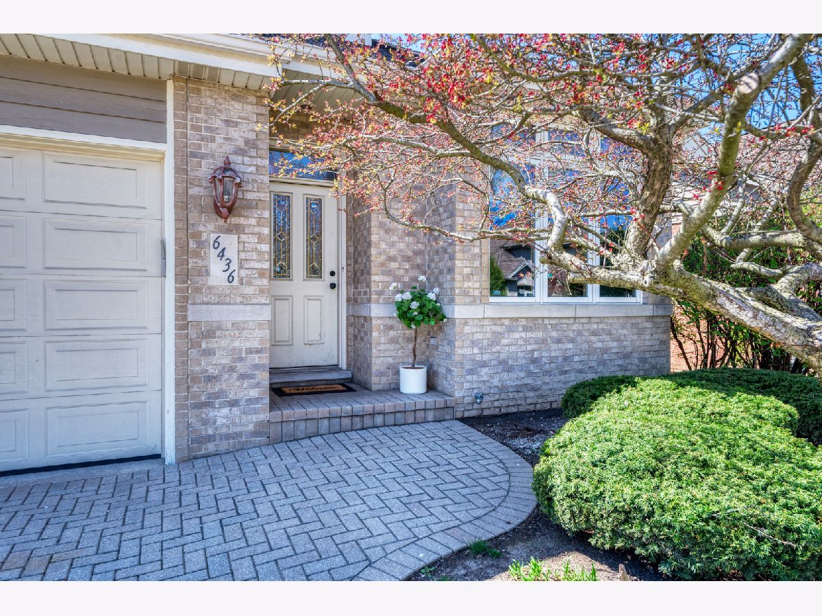 Homes Sold Breton Lakes Willowbrook Illinois, 6436 Emerald
