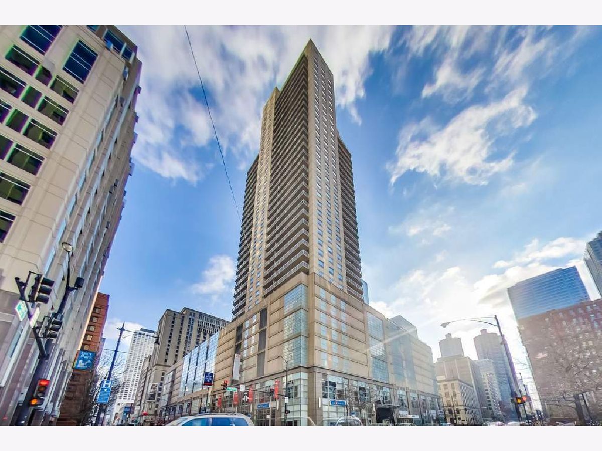 Condominiums Rented Grand Plaza Chicago Illinois, 545 Dearborn