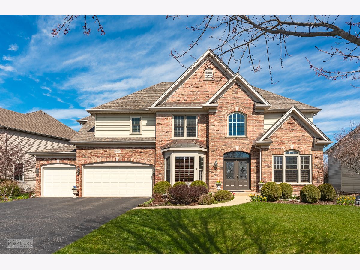 Homes & Townhomes Sold Farmington Lakes Oswego Illinois, 332 Kensington
