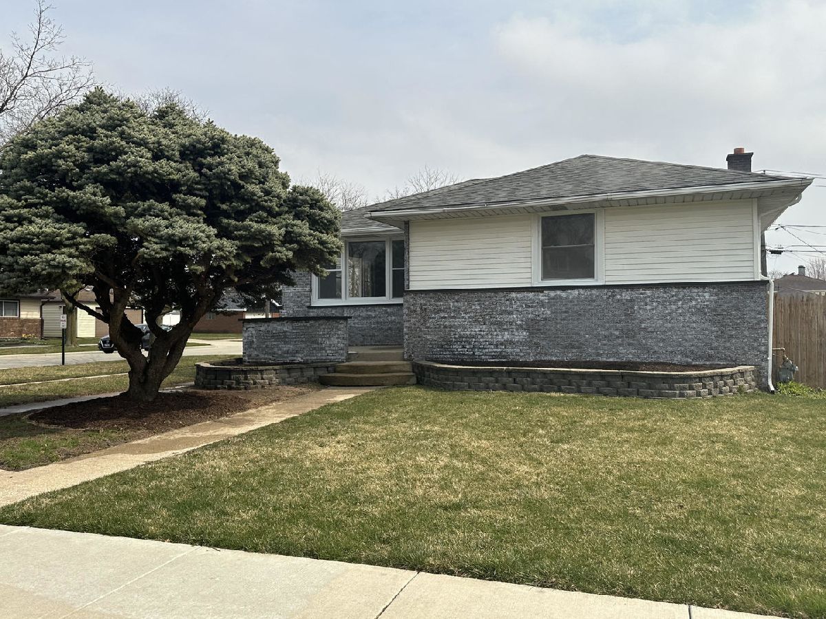  Sold Forest View Illinois, 4601 Maple