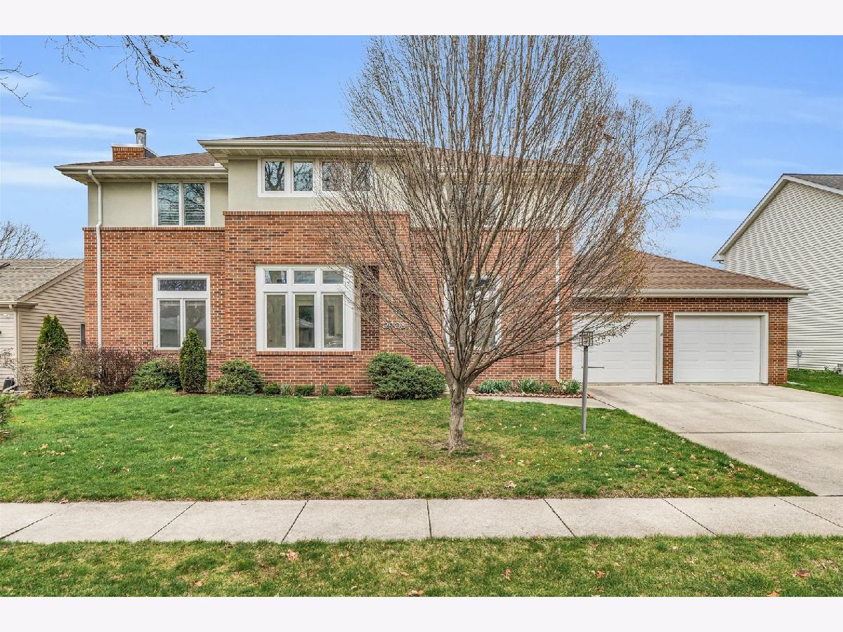 Homes & Condos & Townhomes Sold Robeson Meadows Champaign Illinois, 2908 Robeson Park